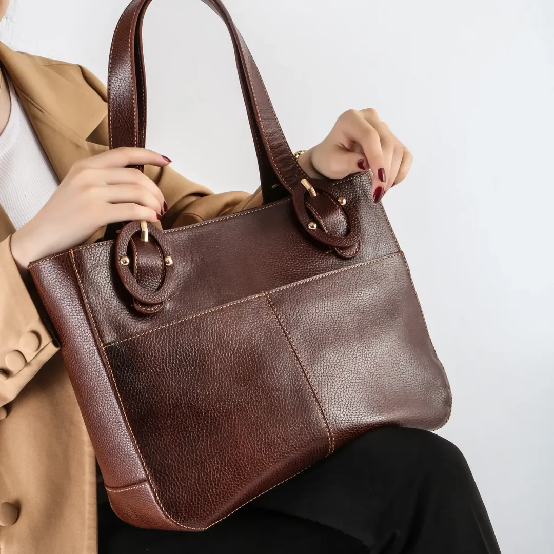 کیف چرم طبیعی فلو