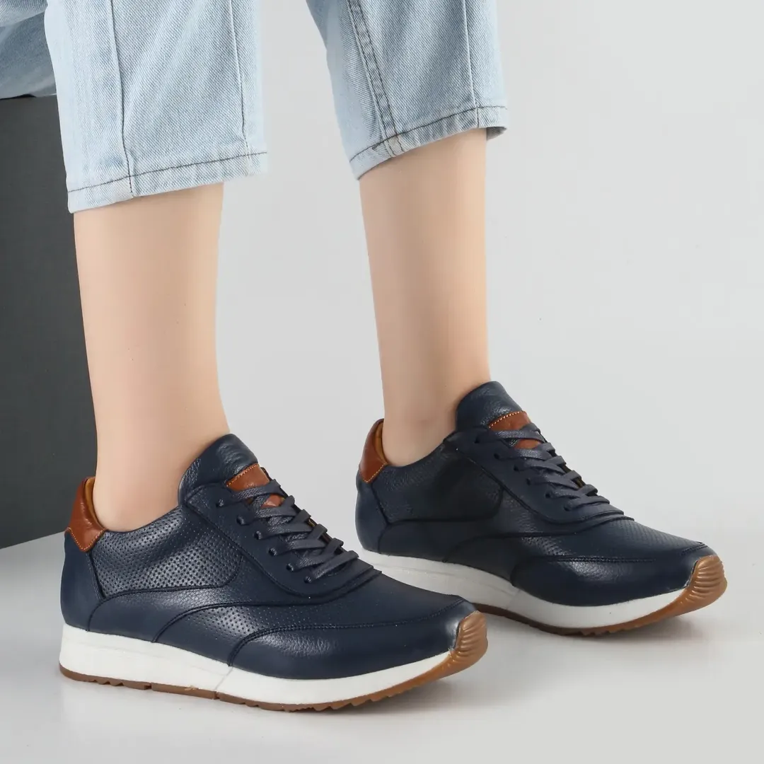 کتونی تمام چرم m33