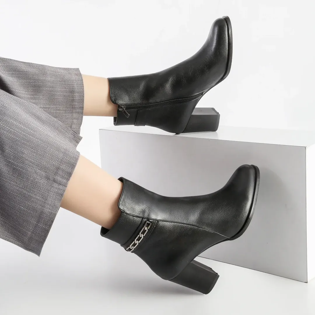 بوت پاشنه ۷ سانت ۲۰۲۶